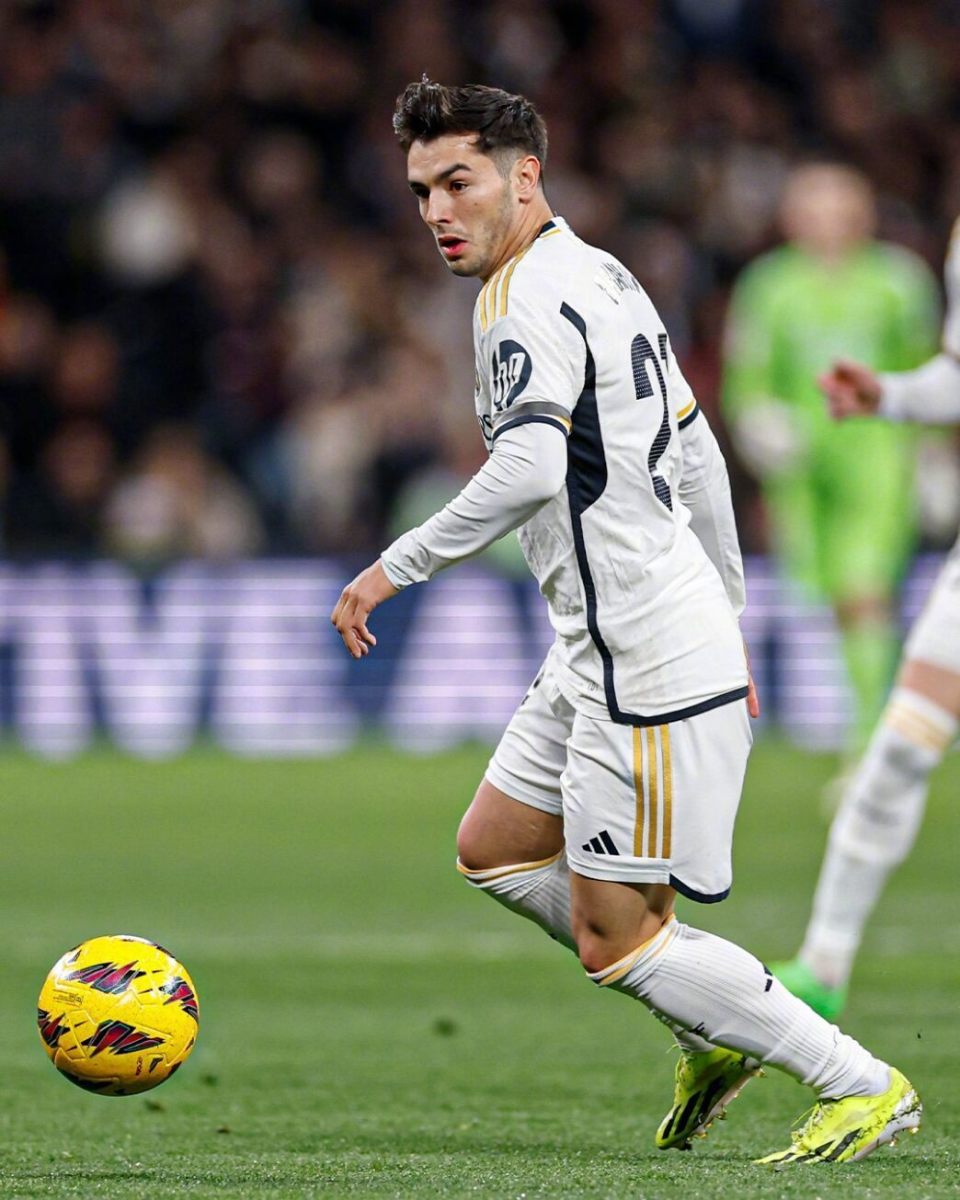 关于皇马逆转塞维利亚，穆勒绝境逆转的信息