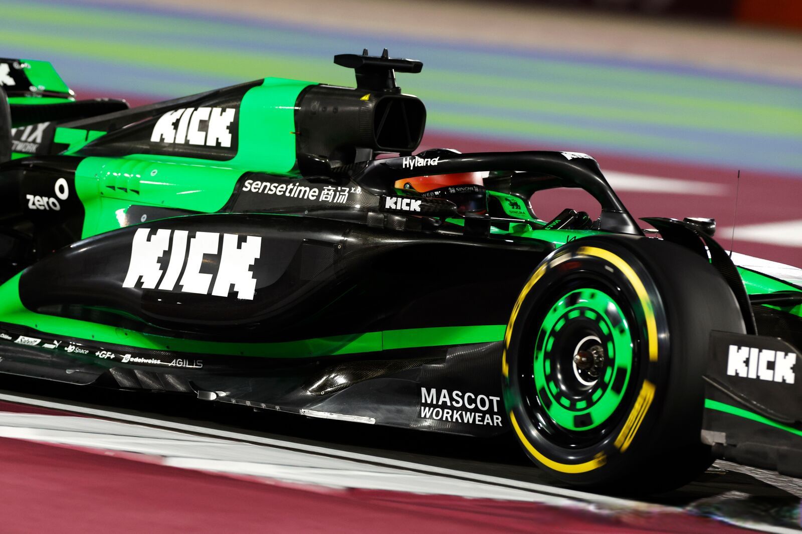 索伯车队完胜哈斯车队，阿隆索惊艳四座的简单介绍